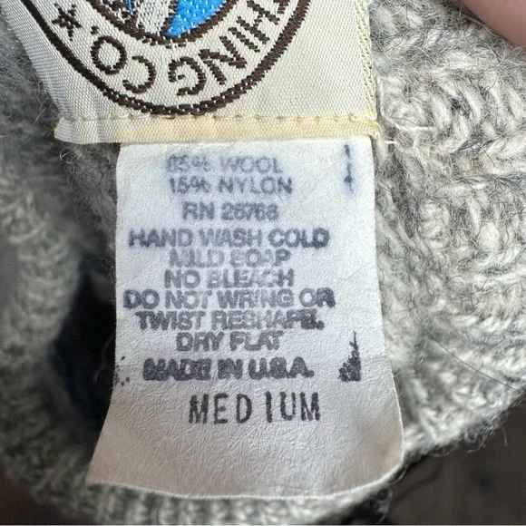 Vintage Grandpa Sweater Medium Wool Nylon Made in U.S.A. Holiday VTG Warm - Picture 3 of 6